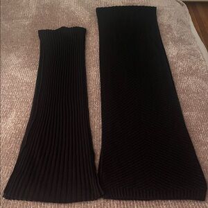 Bundle of 2 black scarves
